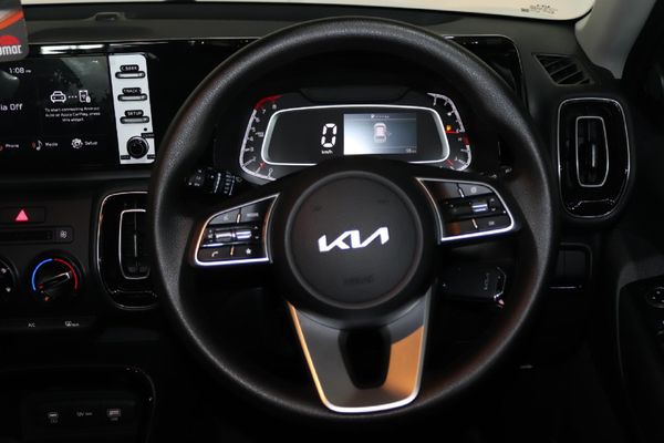 2026-Kia-Sonet-15-LX image:6