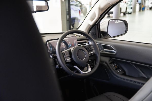 2026-GWM-P-Series-P300-24TD-LTD-4x4-Double-Cab-Auto image:18