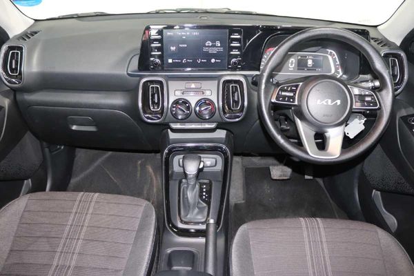 2024-Kia-Sonet-15-LX-Auto image:14
