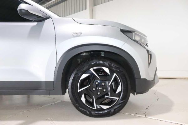2024-Kia-Sonet-15-LX-Auto image:7