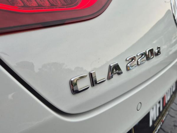 2022-Mercedes-Benz-CLA-AMG-Line image:9