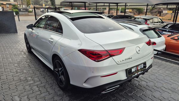 2022-Mercedes-Benz-CLA-AMG-Line image:22