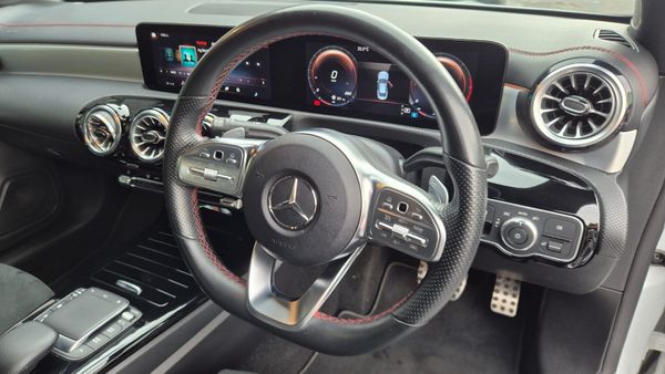 2022-Mercedes-Benz-CLA-AMG-Line image:27