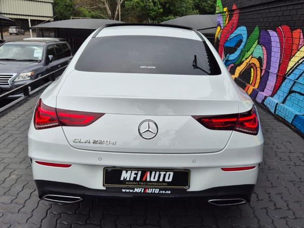 2022-Mercedes-Benz-CLA-AMG-Line image:5