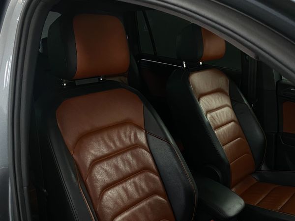 2019-Volkswagen-Tiguan-20-TSI-Highline-4Motion-Auto image:9