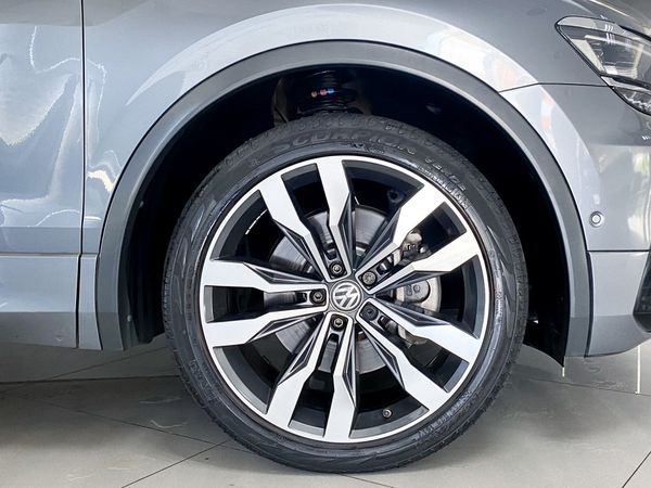 2019-Volkswagen-Tiguan-20-TSI-Highline-4Motion-Auto image:6