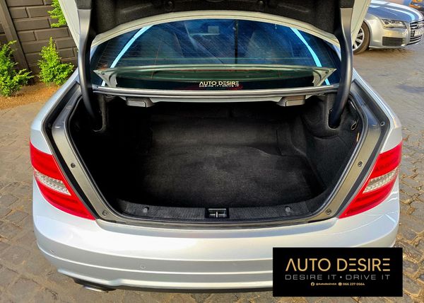 2012-Mercedes-Benz-C-Class-C180-AMG-Spec-Coupe-Auto image:29