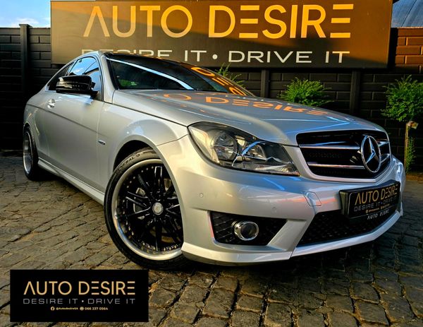 2012-Mercedes-Benz-C-Class-C180-AMG-Spec-Coupe-Auto image:7