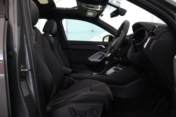 2026-Audi-Q3-Sportback-35TDI-Black-Edition image:7