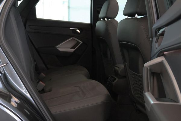 2026-Audi-Q3-Sportback-Black-Edition-35-TFSI image:9