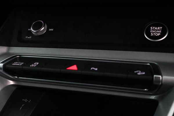 2026-Audi-Q3-Sportback-Black-Edition-35-TFSI image:13