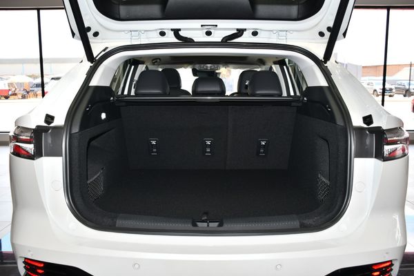 2026-MG-HS-15T-Luxury-Auto image:9