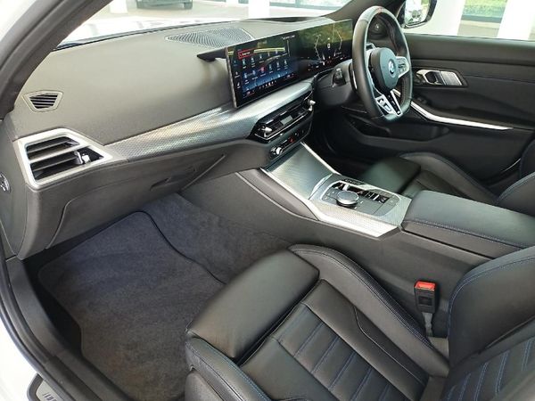 2025-BMW-3-Series-M340i-xDrive-M-Sport-Pro-Auto image:8