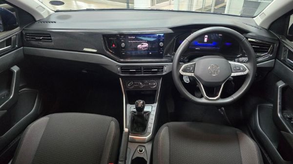 2026-Volkswagen-Polo-10-TSI-Life image:1