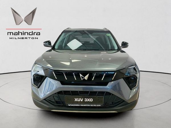 2026-Mahindra-XUV-3XO-12T-AX5-Auto image:1
