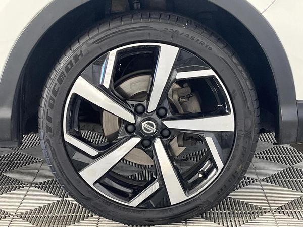 2020-Nissan-Qashqai-12-Tekna-Auto image:5