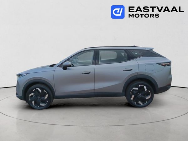2026-Omoda-C7-16T-Luxury image:1