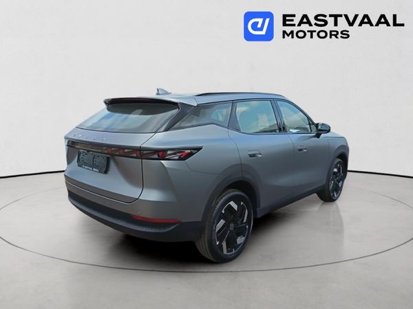 2026-Omoda-C7-16T-Luxury image:3
