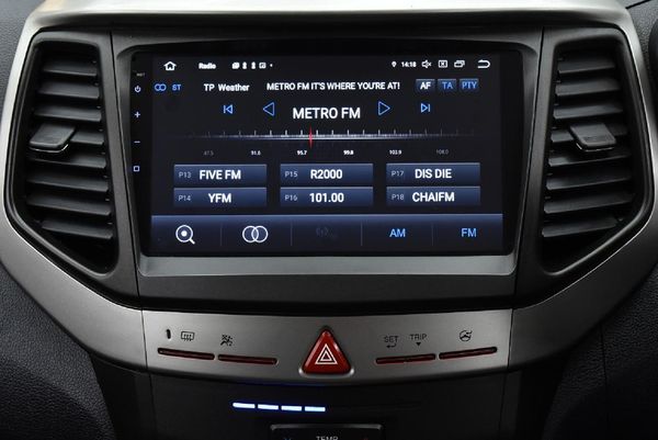 2022-Mahindra-XUV-300-15D-W6 image:12