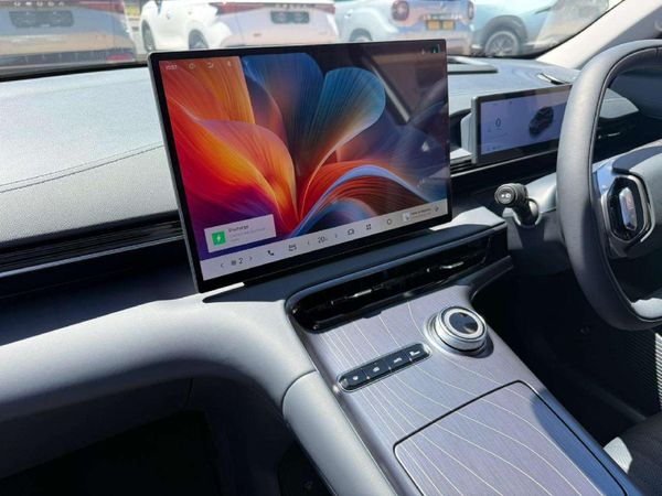 2026-Geely-E5-Apex image:9