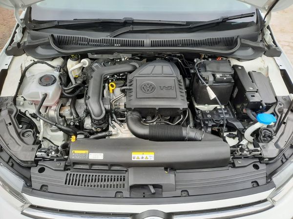 2023-Volkswagen-Polo-10-TSI-Life image:7