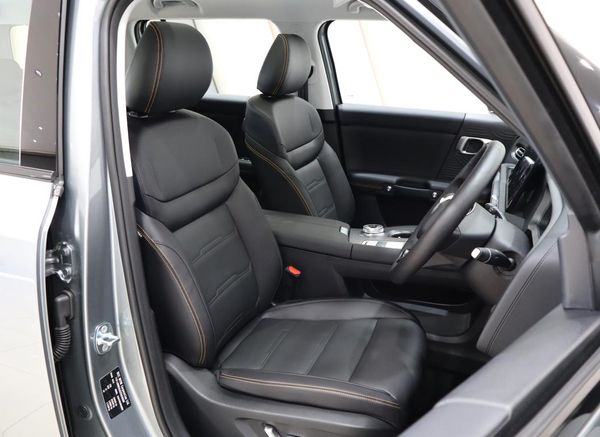 2026-BAIC-B30-e-15T-HEV-Premium-Adventure-4x4-DHT image:20