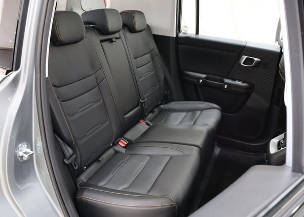 2026-BAIC-B30-e-15T-HEV-Premium-Adventure-4x4-DHT image:22