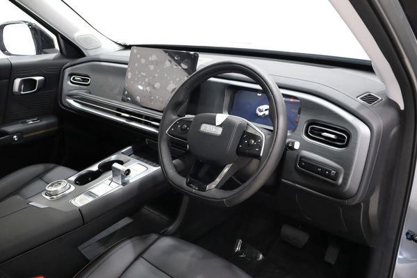 2026-BAIC-B30-e-15T-HEV-Premium-Adventure-4x4-DHT image:4