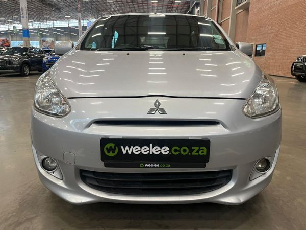 2014-Mitsubishi-Mirage-12-GLX image:1