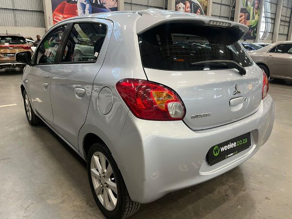 2014-Mitsubishi-Mirage-12-GLX image:4