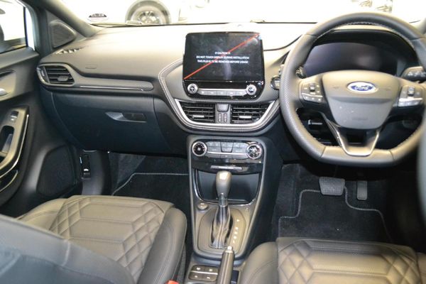 2025-Ford-Puma-10T-Ecoboost-ST-Line-Vignale-Auto image:12