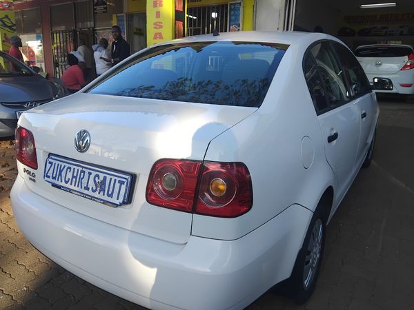 2012-Volkswagen-Polo-Vivo-14-Trendline image:13