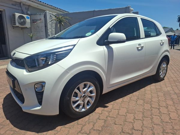 2021-Kia-Picanto-10-Style image:10