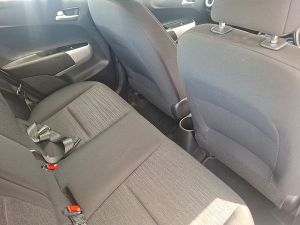 2021-Kia-Picanto-10-Style image:5