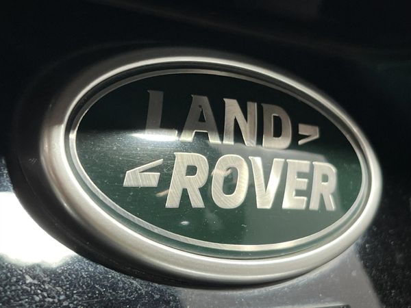 2021-Land-Rover-Discovery-30-TD-SE-R-Dynamic-D300 image:11