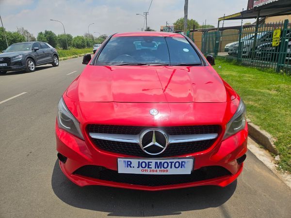 2015-Mercedes-Benz-CLA-220-CDI-Auto image:3