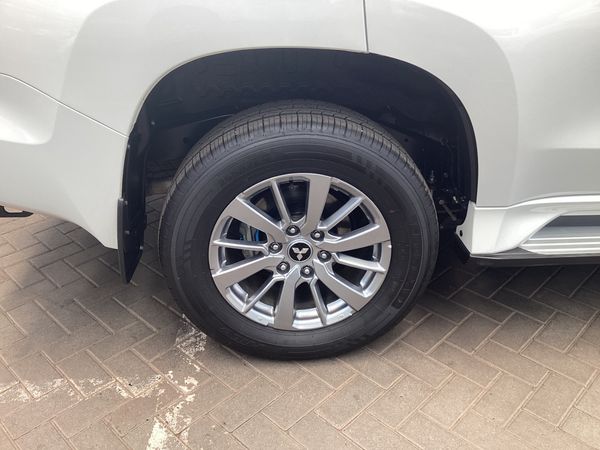 2019-Mitsubishi-Pajero-Sport-24D-Auto image:20