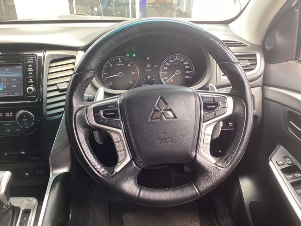 2019-Mitsubishi-Pajero-Sport-24D-Auto image:6