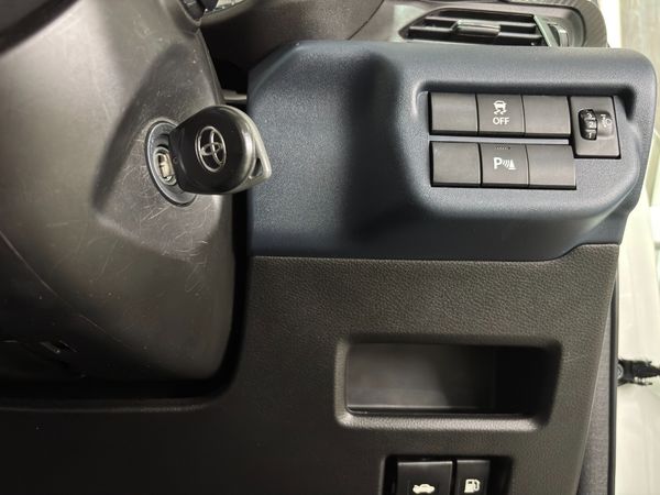 2025-Toyota-Starlet-15-XS-Auto image:14
