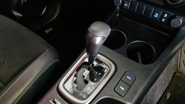 2025-Toyota-Hilux-28GD-6-GR-Sport-Double-Cab-4x4 image:20