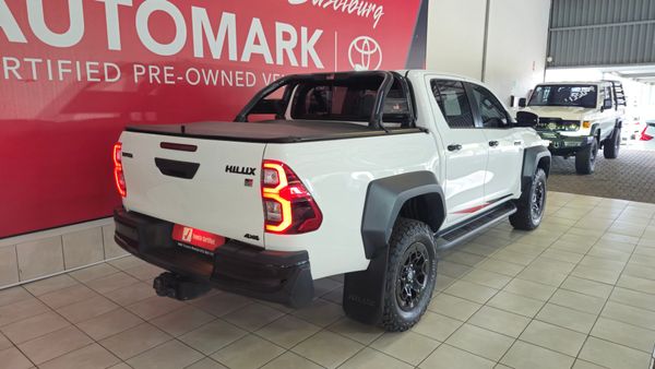 2025-Toyota-Hilux-28GD-6-GR-Sport-Double-Cab-4x4 image:5