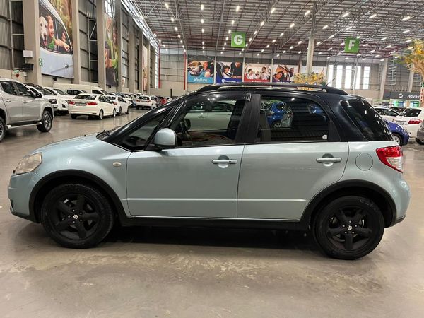 2010-Suzuki-SX4-20 image:3