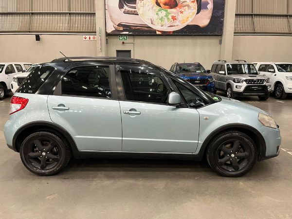 2010-Suzuki-SX4-20 image:7