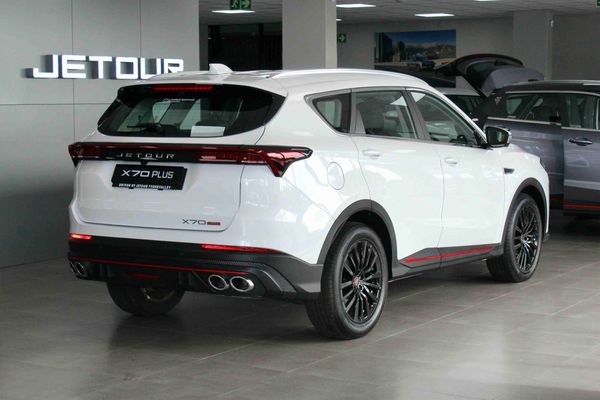 2026-Jetour-X70-Plus-15T-Momentum image:13