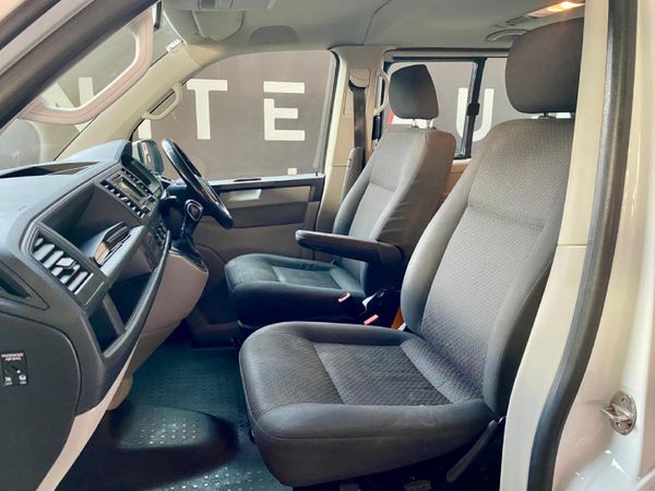 2018-Volkswagen-Kombi-20-TDI-Auto-103kW-Trendline image:14