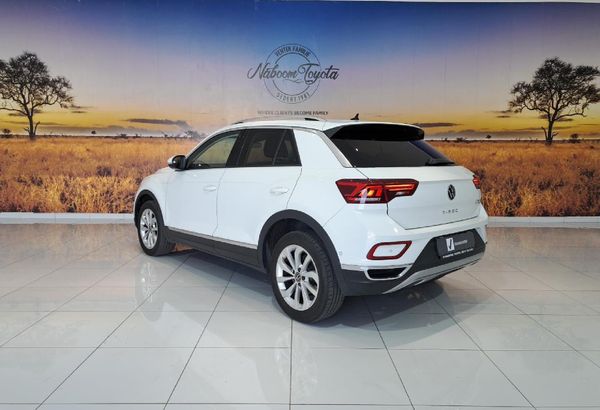 2023-Volkswagen-T-Roc-14-TSI-Design-Auto image:6