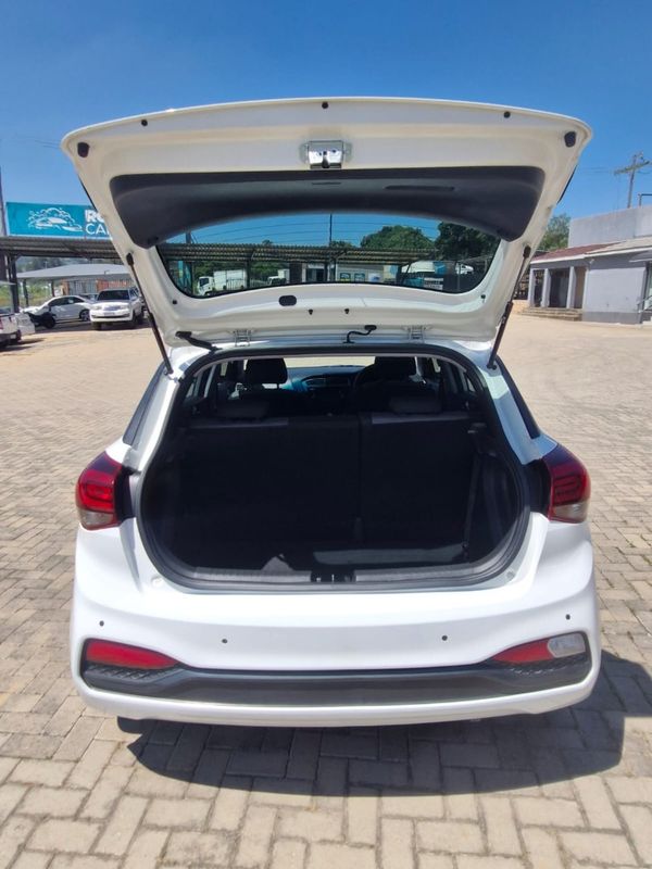 2021-Hyundai-i20-12-Motion image:9
