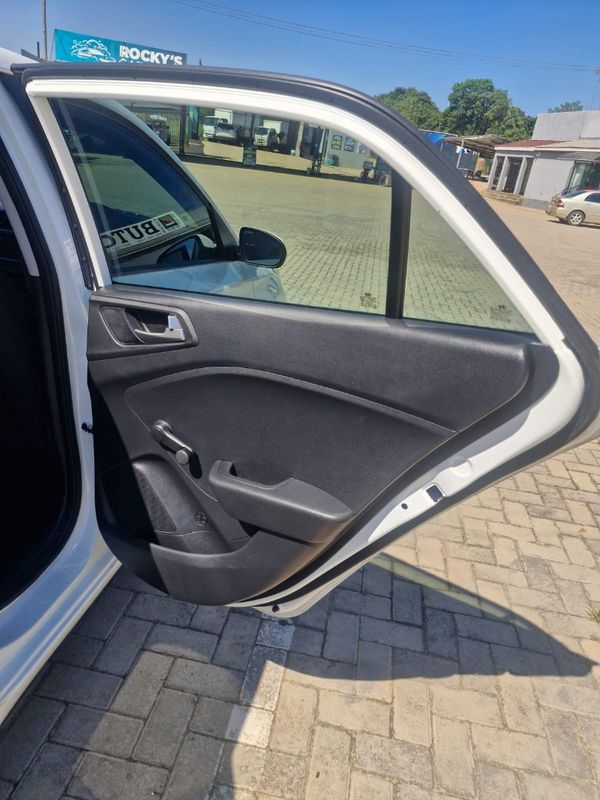 2021-Hyundai-i20-12-Motion image:13