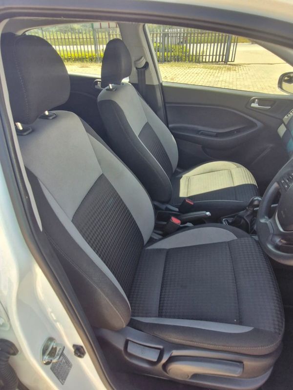 2021-Hyundai-i20-12-Motion image:16