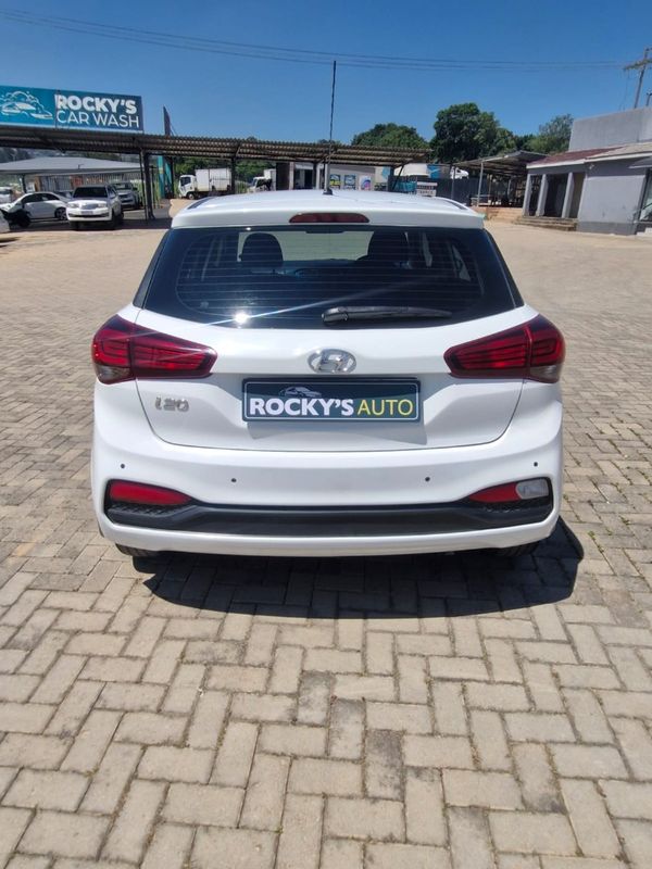 2021-Hyundai-i20-12-Motion image:7